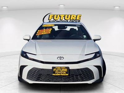 2025 Toyota Camry SE W/ Convenience Pkg. & Moonroof