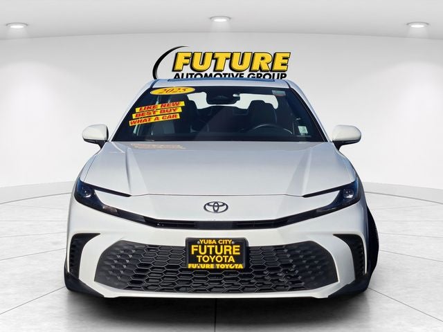 2025 Toyota Camry SE W/ Convenience Pkg. & Moonroof