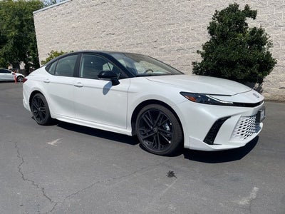 2025 Toyota Camry XSE W/ Leather and Panoramic Moonroof
