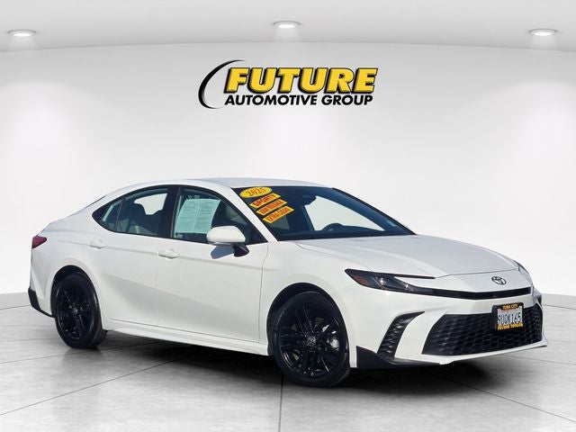 2025 Toyota Camry SE AWD