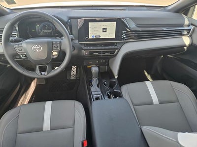 2025 Toyota Camry SE AWD