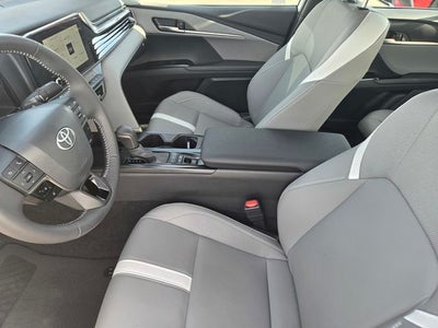 2025 Toyota Camry SE AWD