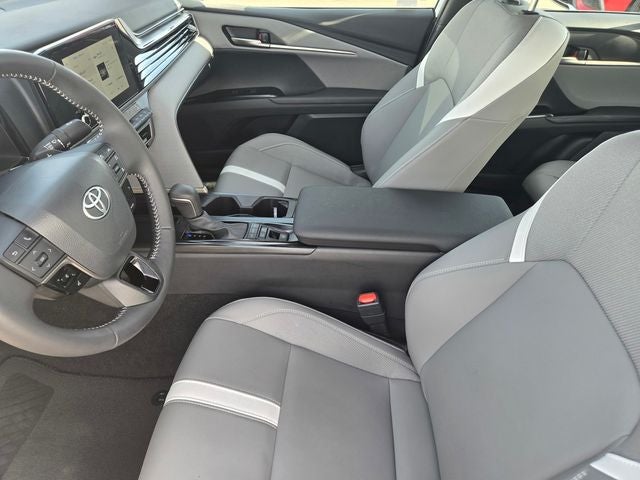 2025 Toyota Camry SE AWD