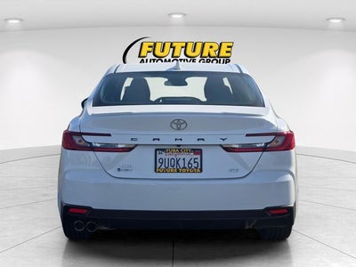 2025 Toyota Camry SE AWD