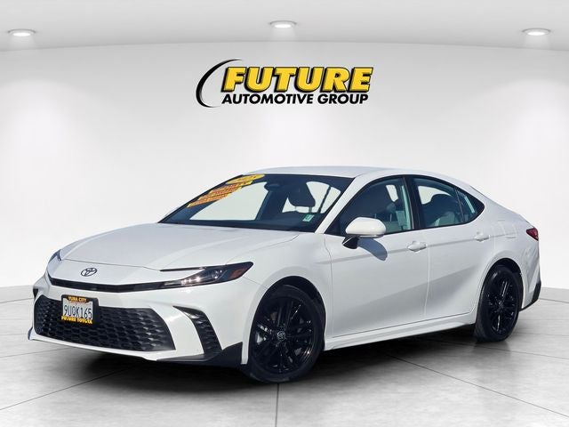 2025 Toyota Camry SE AWD