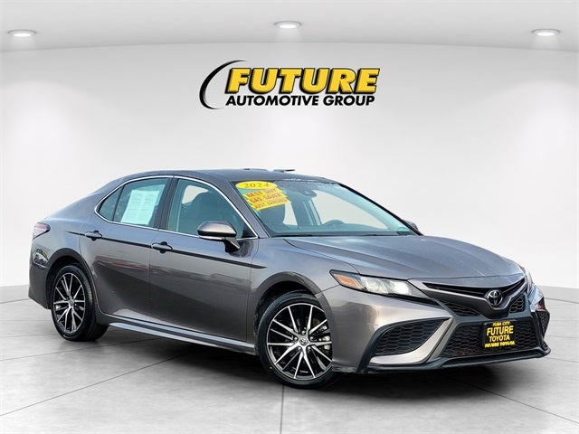 2024 Toyota Camry SE W/ SofTex