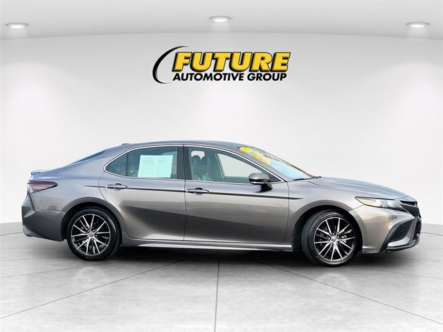 2024 Toyota Camry SE W/ SofTex