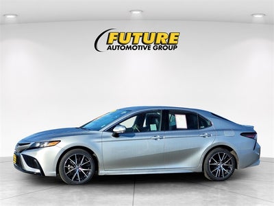 2024 Toyota Camry SE W/ SofTex