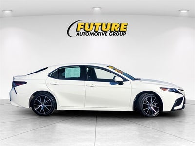 2024 Toyota Camry SE W/ SofTex