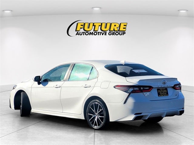 2024 Toyota Camry SE W/ SofTex