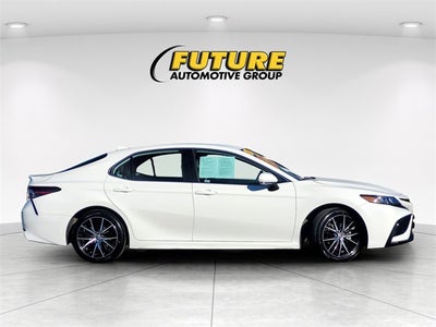 2024 Toyota Camry SE W/ SofTex