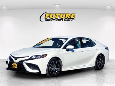 2024 Toyota Camry SE W/ SofTex