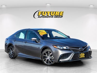 2024 Toyota Camry SE W/ SofTex