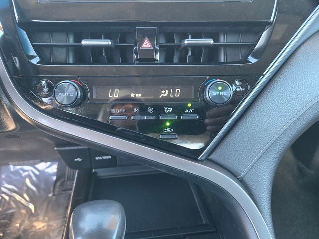 2023 Toyota Camry SE W/ SofTex Seating