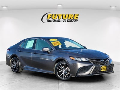 2024 Toyota Camry SE W/ SofTex