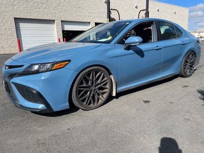 2023 Toyota Camry SE Sedan