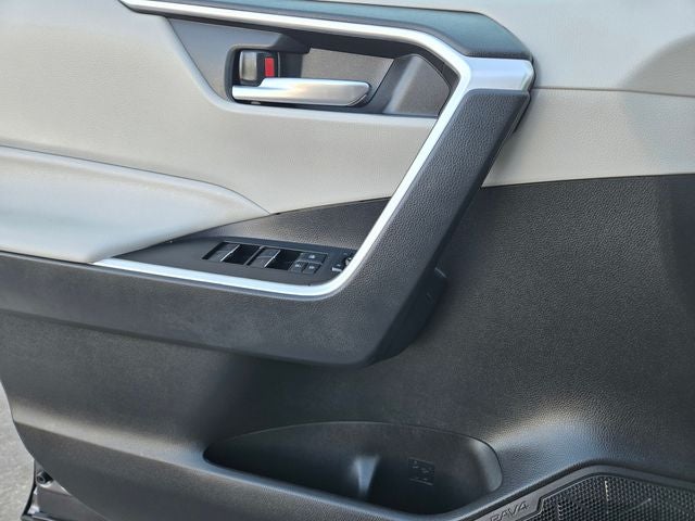 2023 Toyota RAV4 Hybrid XLE AWD W/ Convenience Pkg.