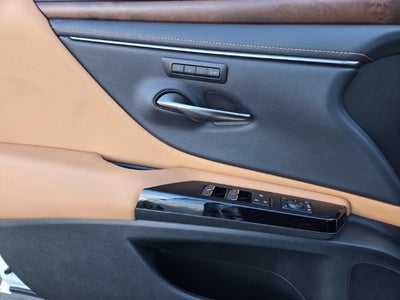 2025 Lexus ES 350