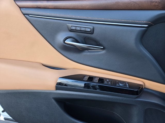 2025 Lexus ES 350