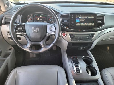 2021 Honda Pilot EX-L AWD W/ Leather and Moonroof