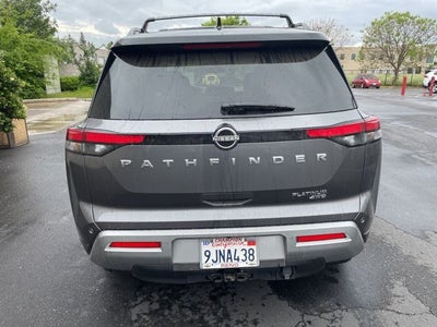 2022 Nissan Pathfinder Platinum