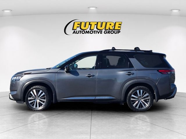 2022 Nissan Pathfinder Platinum