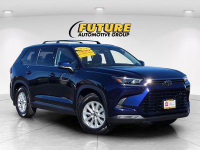 2024 Toyota Grand Highlander XLE AWD W/ SofTex Seating