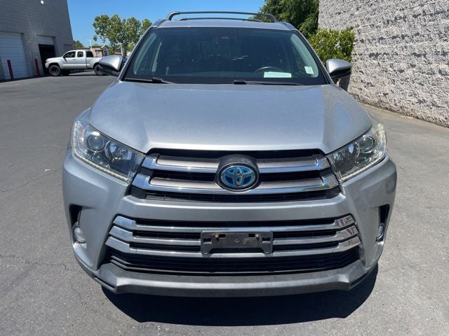 2017 Toyota Highlander Hybrid Limited AWD W/ JBL Audio and Navigation