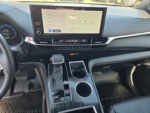 2025 Toyota Sienna XSE AWD W/ Plus Pkg.