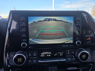 2021 Toyota Highlander Hybrid XLE AWD W/ Leather