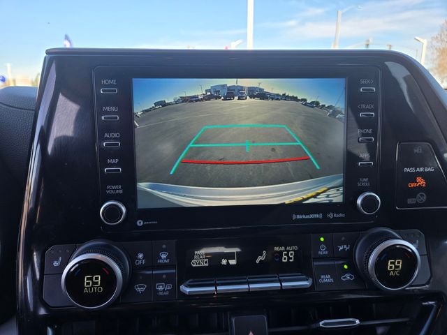 2021 Toyota Highlander Hybrid XLE AWD W/ Leather