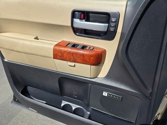 2022 Toyota Sequoia Platinum 4WD W/ Premium Audio and Navigation