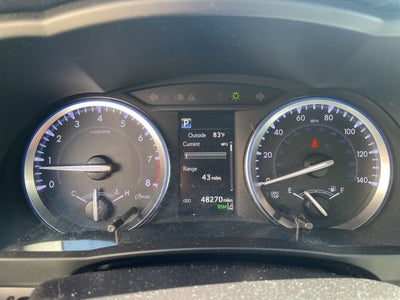 2019 Toyota Highlander XLE WD W/ Leather and Navigation