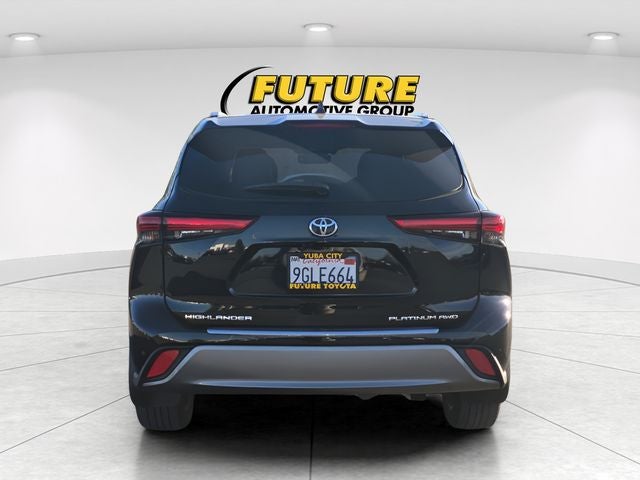 2023 Toyota Highlander Platinum