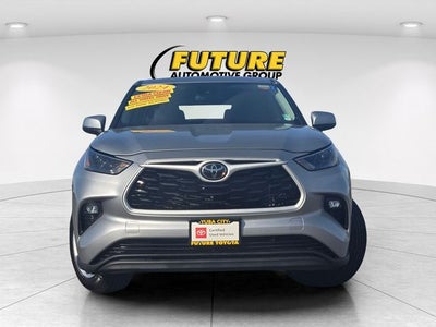 2024 Toyota Highlander LE AWD