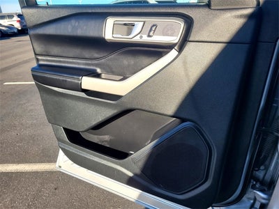 2024 Toyota Sienna LE 8 Passenger