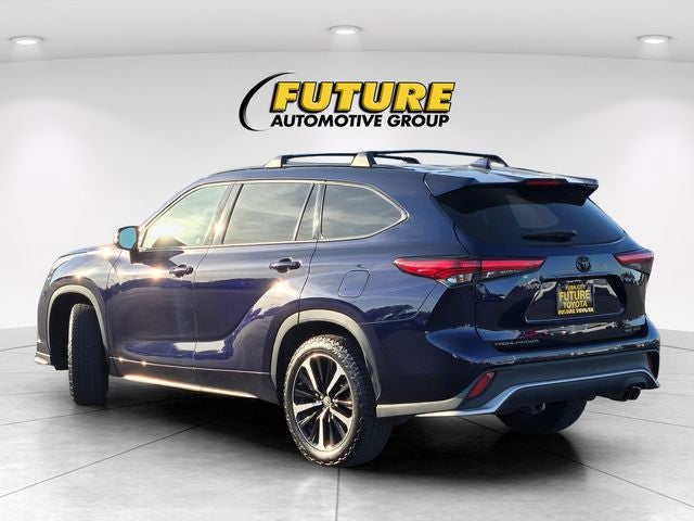 2022 Toyota Highlander XSE AWD W/ Moonroof