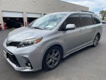 2018 Toyota Sienna SE Premium W/ Premium Pkg.