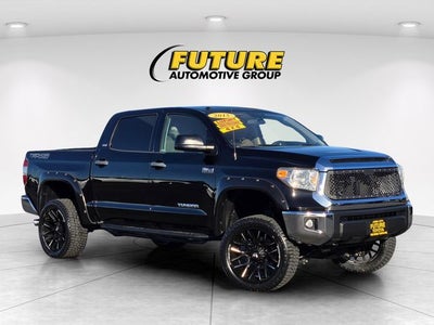 2015 Toyota Tundra SR5 W/ TRD Off-Road Pkg. LIFTED