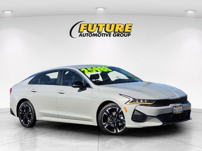 2022 Kia K5 GT-Line