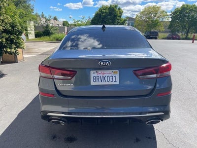 2020 Kia Optima SE W/ Moonroof
