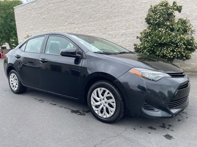 2019 Toyota Corolla LE Sedan