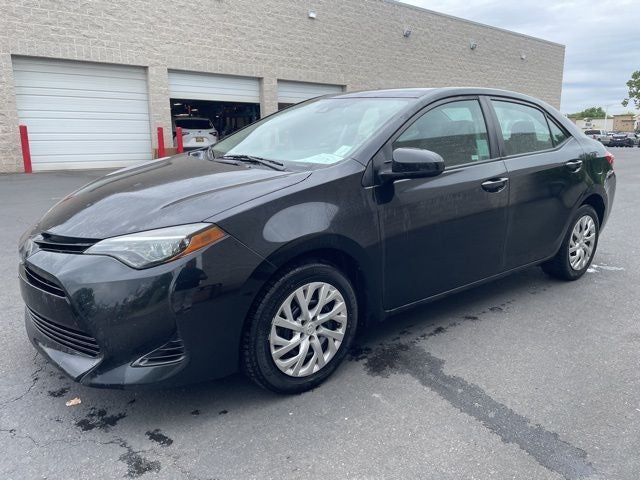 2019 Toyota Corolla LE Sedan