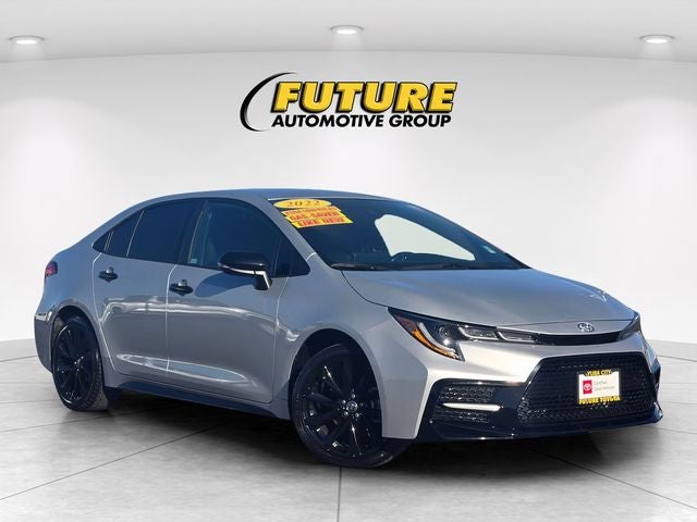 2022 Toyota Corolla SE Nightshade Sedan
