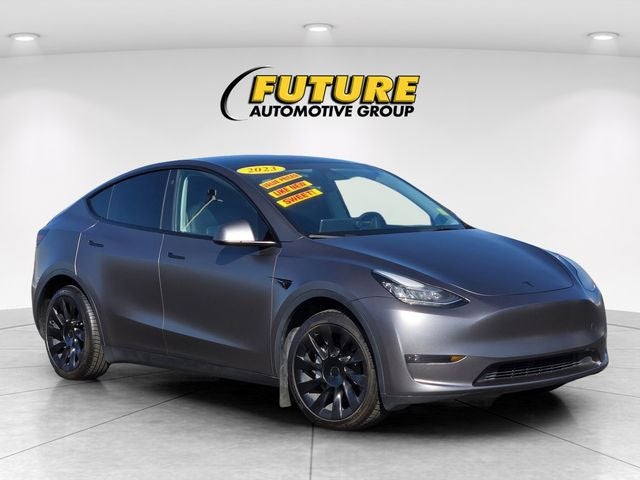 2023 Tesla Model Y Long Range AWD W. Navigation