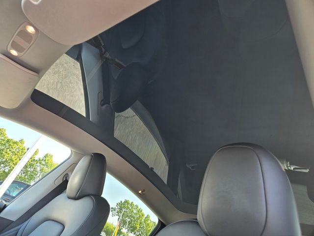 2023 Tesla Model Y Long Range AWD W. Navigation