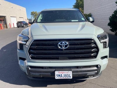 2024 Toyota Sequoia SR5