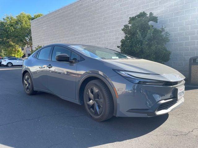 2025 Toyota Prius LE Hatchback