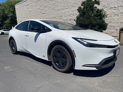 2024 Toyota Prius LE
