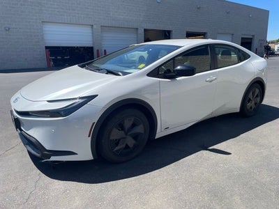 2024 Toyota Prius LE